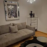 Luxury Marjan Hill With Garage شقة