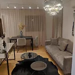 Luxury Marjan Hill With Garage شقة سبليت