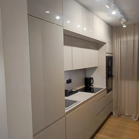 Apartment New Luxury In Centar With Private Parking In The Garage