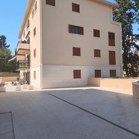 New Luxury In Centar With Private Parking In The Garage * Split
