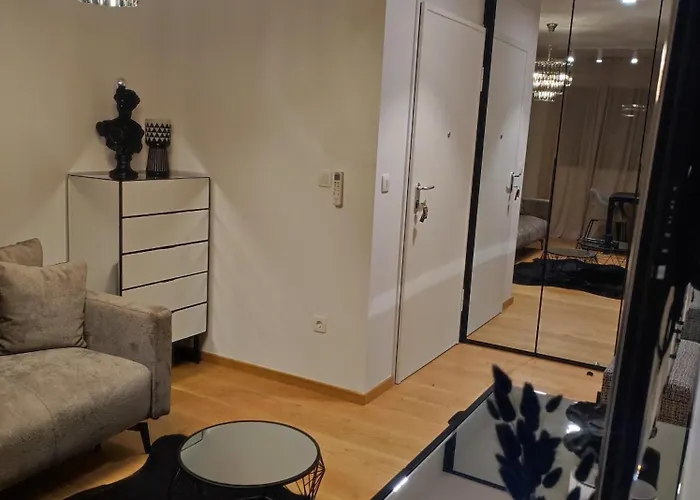 Luxury Marjan Hill With Garage Split