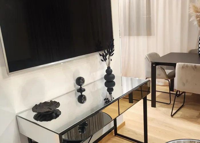 Luxury Marjan Hill With Garage