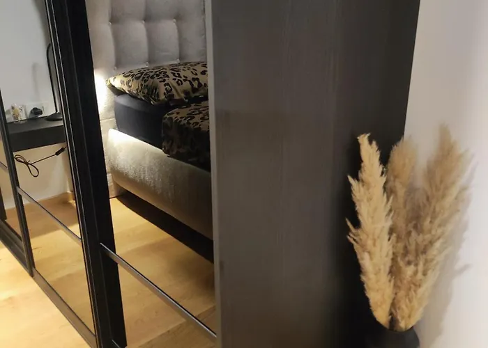 Luxury Marjan Hill With Garage *