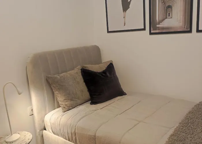 Luxury Marjan Hill With Garage