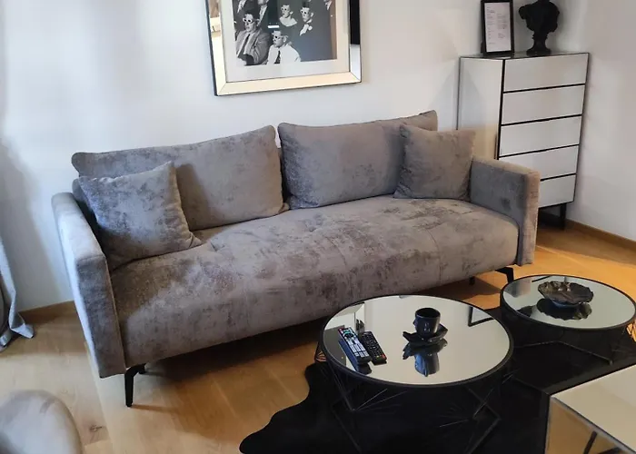 Luxury Marjan Hill With Garage Apartment *